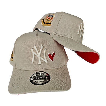 New York Yankees Adjustable Hat