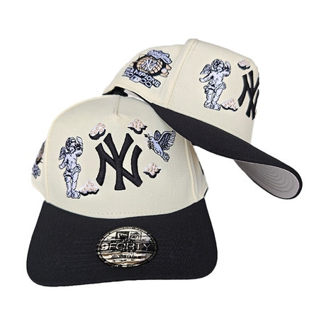 New York Yankees Adjustable Hat