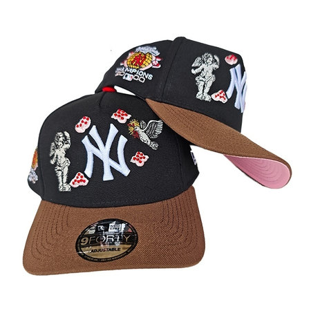 New York Yankees Adjustable Hat